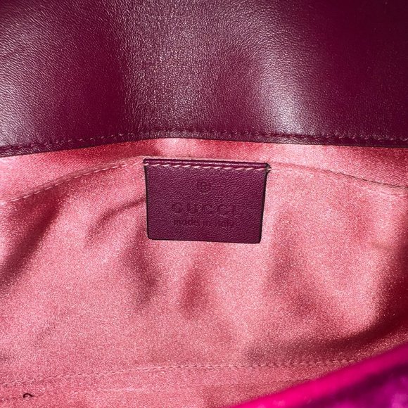 AUTHENTIC Gucci Velvet Small GG Marmont Shoulder Bag - Picture 6 of 9